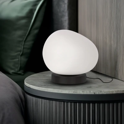 Obrázok používateľa Čiern obiela stolová lampa (výška 19 cm) Stones Candellux Lighting